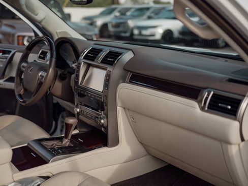 Used 2019 Lexus GX 460 Premium AWD/4WD image 11