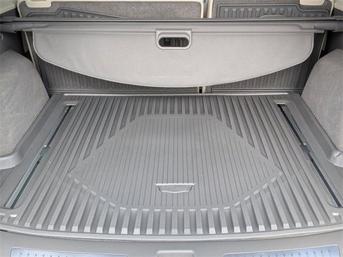 Certified 2024 Cadillac XT5 Premium Luxury w/ LPO, Floor Liner Package image 24