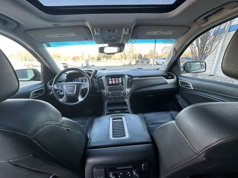 Used 2019 GMC Yukon XL Denali w/ Denali Ultimate Package image 21