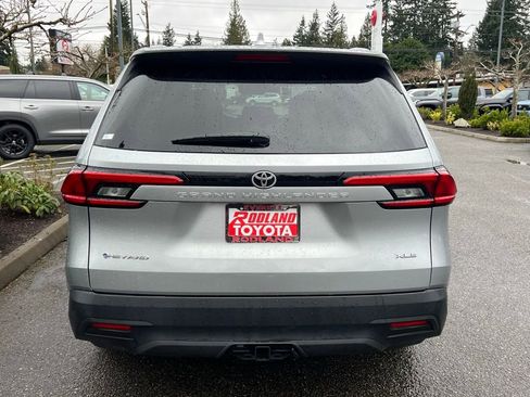 Certified 2024 Toyota Grand Highlander AWD Hybrid image 8