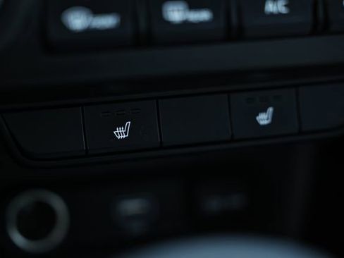 Used 2022 Kia Sportage Nightfall Edition image 38