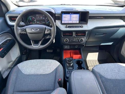 Certified 2024 Ford Maverick XLT image 10