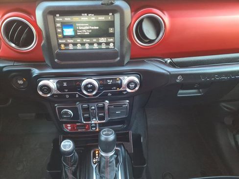 Used 2021 Jeep Wrangler Unlimited Rubicon image 21