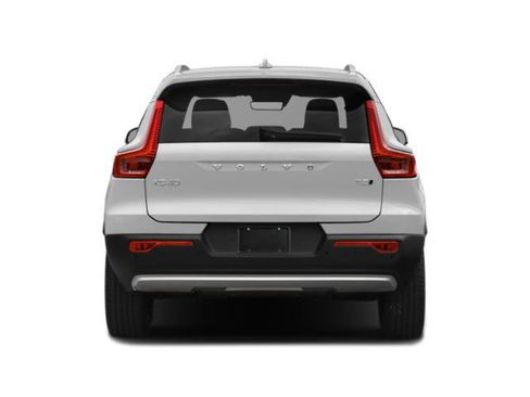 Used 2019 Volvo XC40 T5 Momentum AWD/4WD image 5