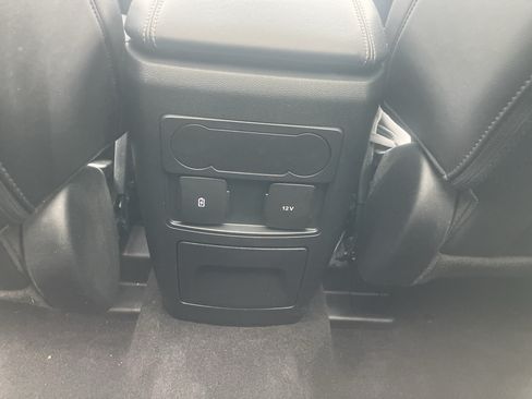 Used 2023 Ford Explorer XLT w/ Equipment Group 202A AWD/4WD image 16