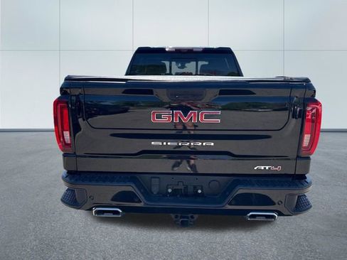 Used 2020 GMC Sierra 1500 AT4 w/ AT4 Premium Package AWD/4WD image 3
