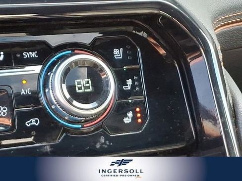 Used 2025 GMC Sierra 1500 AT4 w/ AT4 Premium Package image 27