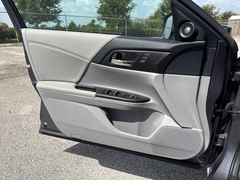 Used 2014 Honda Accord EX-L image 13