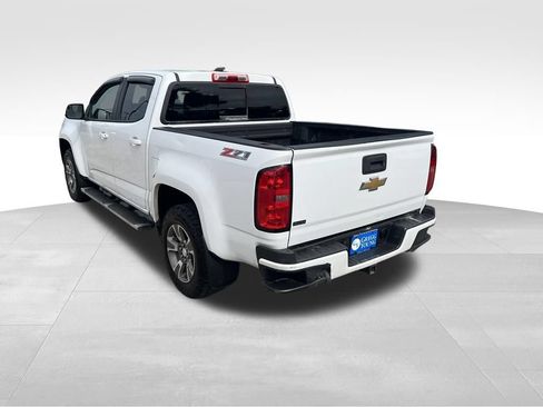 Used 2017 Chevrolet Colorado Z71 AWD/4WD image 4