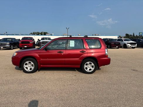 Used 2006 Subaru Forester 2.5X AWD/4WD image 2