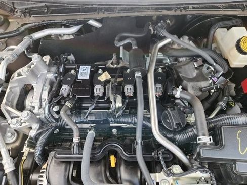 Used 2025 Nissan Kicks SV w/ Illumination Package FWD image 32