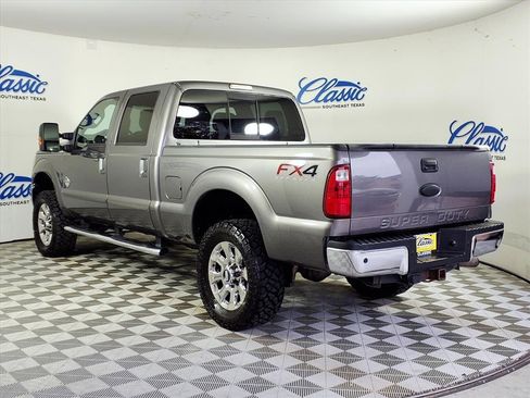 Used 2012 Ford F250 Lariat w/ Lariat Ultimate Pkg image 2