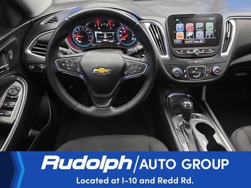 Used 2017 Chevrolet Malibu LT w/ Driver Confidence Package FWD image 15