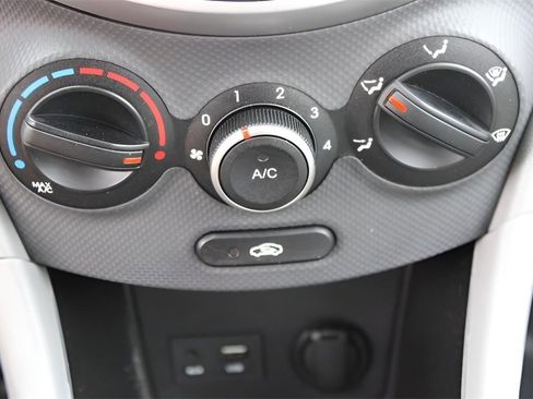 Used 2017 Hyundai Accent SE image 14