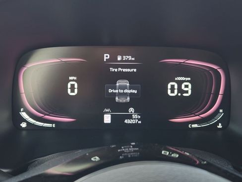 Used 2023 Kia Soul EX image 16