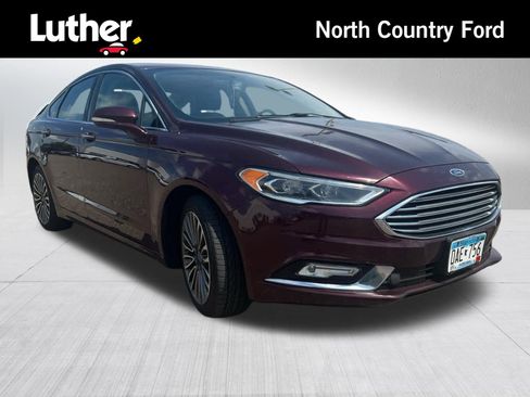 Used 2017 Ford Fusion SE w/ Fusion SE Technology Package AWD/4WD image 1
