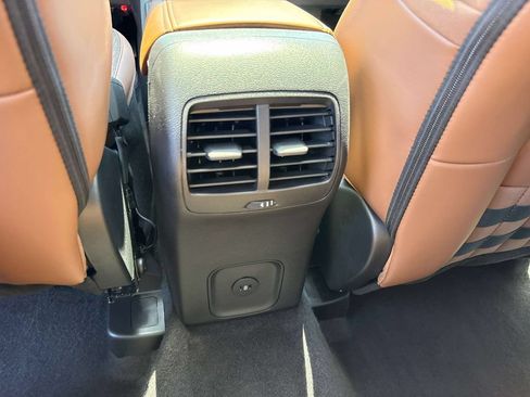 Used 2025 Ford Bronco Sport Outer Banks w/ Outer Banks Tech Package+ AWD/4WD image 17
