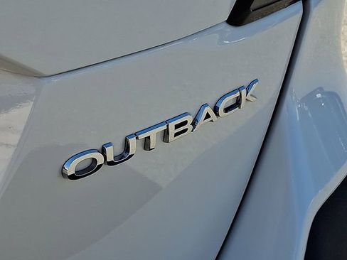 Used 2022 Subaru Outback Premium image 30