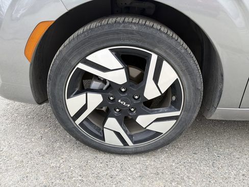Used 2025 Kia Soul GT-Line FWD image 10