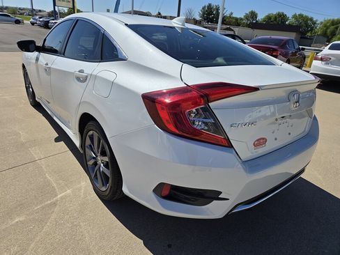 Used 2019 Honda Civic EX image 5