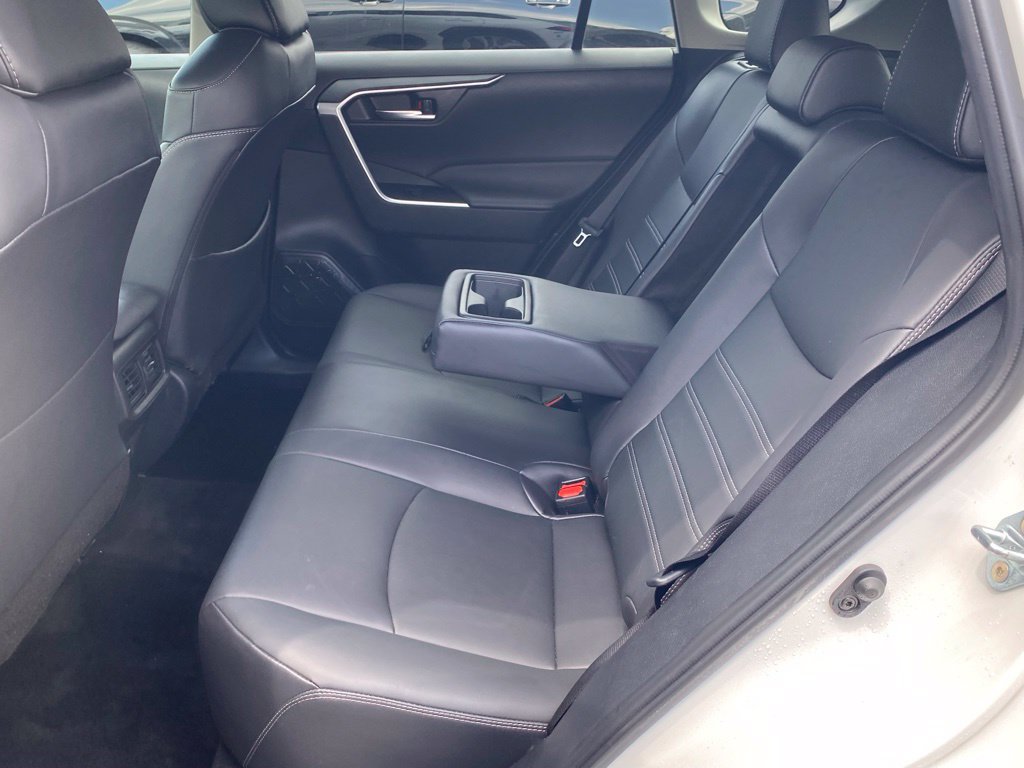 Used 2025 Toyota RAV4 XLE Premium AWD/4WD image 7