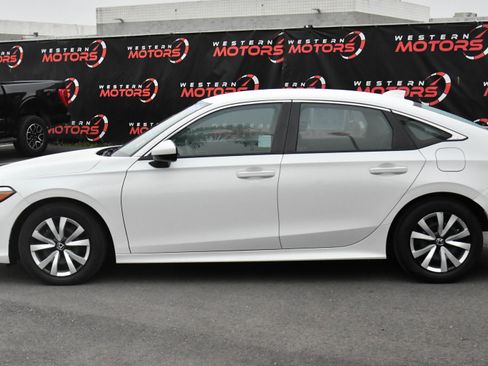Used 2025 Honda Civic LX image 4