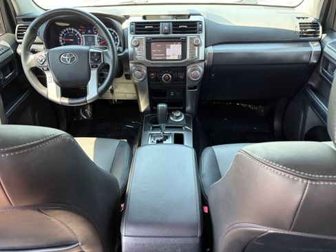 Used 2019 Toyota 4Runner SR5 Premium w/ Wilderness Package AWD/4WD image 25
