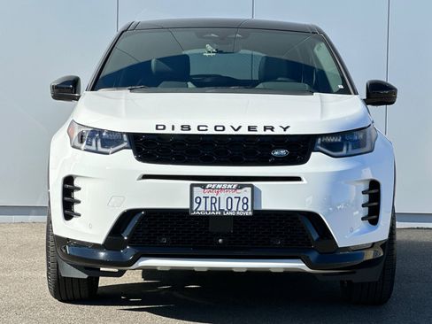 Certified 2025 Land Rover Discovery Sport Dynamic SE image 8