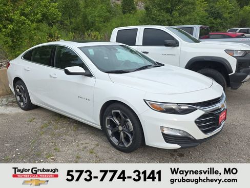 Used 2023 Chevrolet Malibu LT FWD image 1