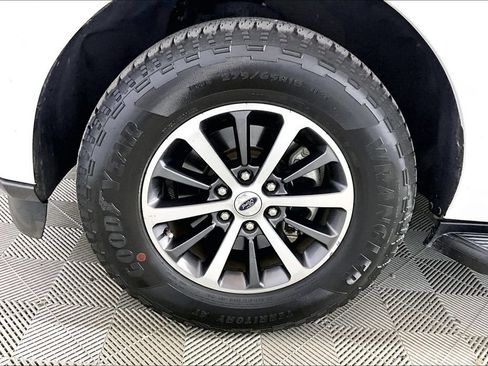 Used 2021 Ford Expedition XLT RWD image 7