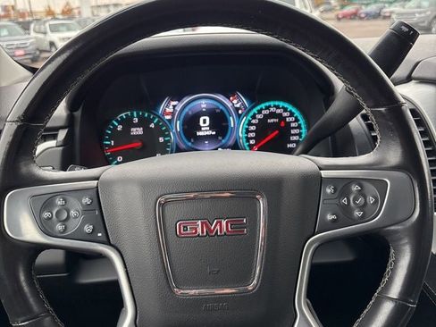 Used 2017 GMC Yukon XL SLT w/ Open Road Package image 14