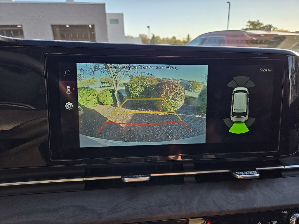Certified 2024 Kia Carnival EX FWD image 22