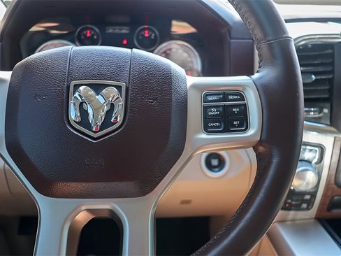 Used 2017 RAM 1500 Laramie w/ Convenience Group image 13