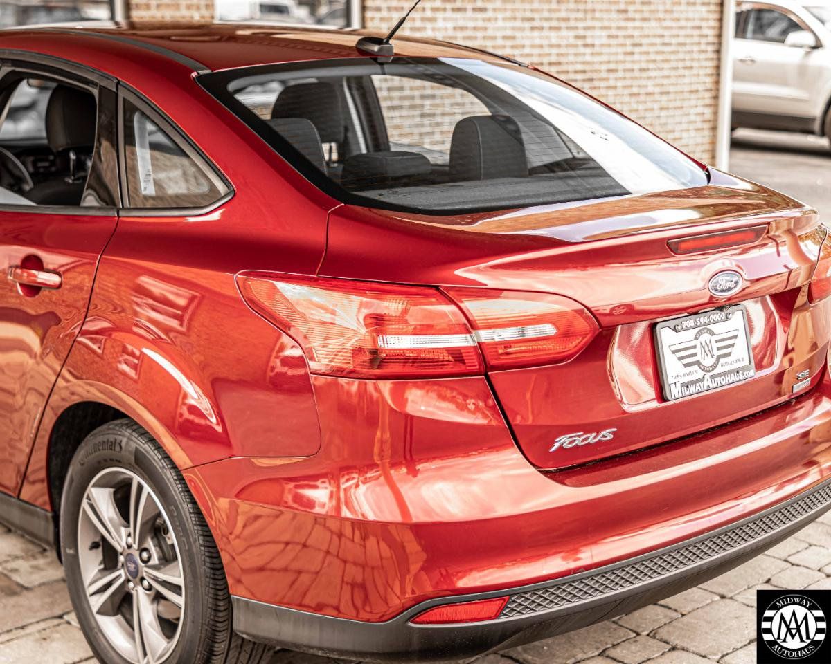 Used 2017 Ford Focus SE FWD image 14