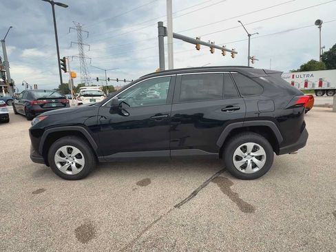 Used 2020 Toyota RAV4 LE w/ Carpet Mat Package FWD image 5