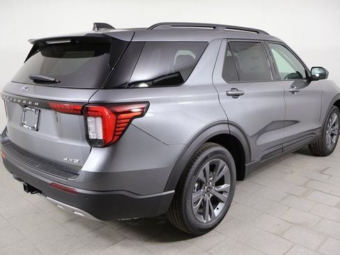 New 2026 Ford Explorer Active w/ Active Comfort Package image 5