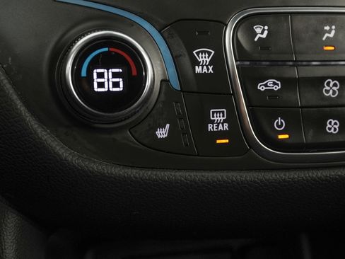 Used 2023 Chevrolet Equinox RS image 23