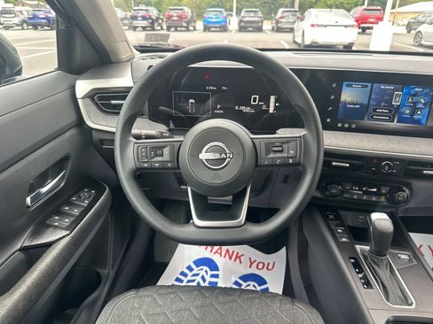 Used 2026 Nissan Kicks SV w/ SV Premium Package AWD/4WD image 19