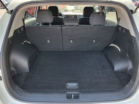 Used 2022 Kia Sportage LX image 13