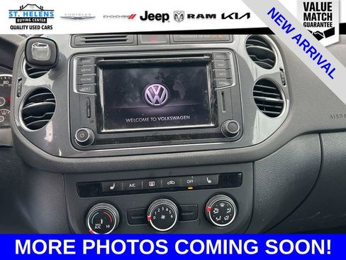 Used 2016 Volkswagen Tiguan SE image 4