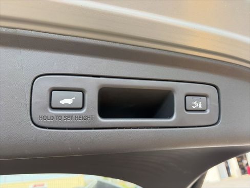 Used 2025 Acura ADX A-Spec FWD image 9