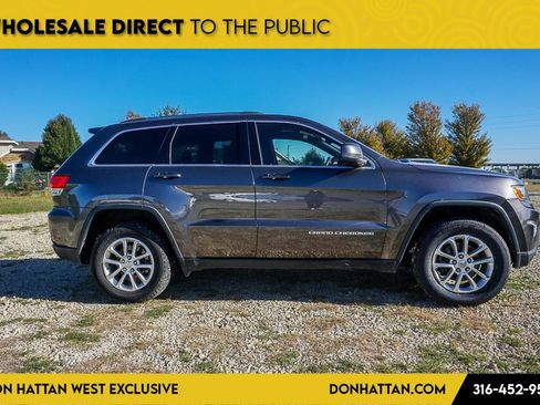 Used 2014 Jeep Grand Cherokee Laredo w/ 18" Wheel & 8.4" Radio Group image 34