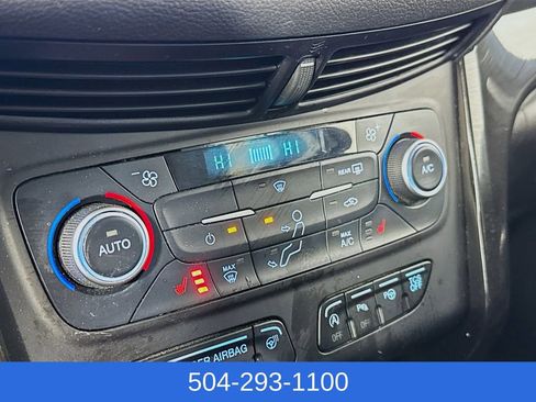 Used 2018 Ford Escape Titanium image 17