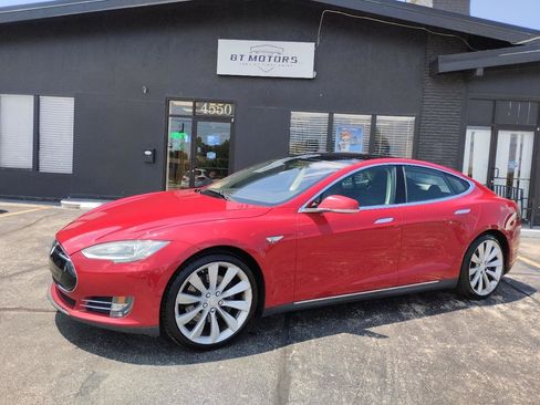 Used 2013 Tesla Model S RWD image 3