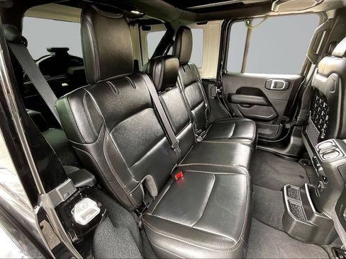 Used 2023 Jeep Wrangler Unlimited Rubicon 392 AWD/4WD image 24