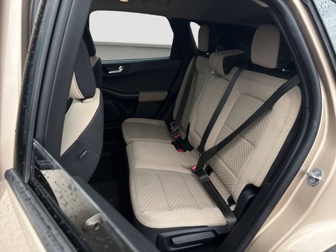 Used 2020 Ford Escape SE FWD image 13