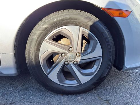 Used 2016 Honda Civic LX image 9