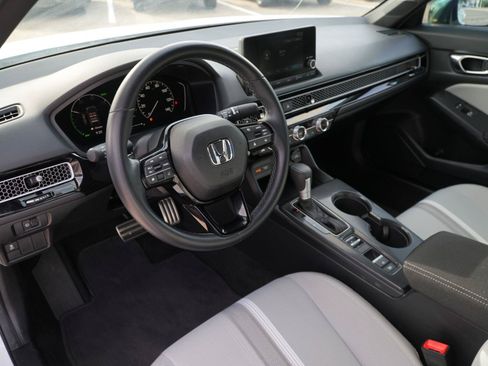 Used 2025 Honda Civic FWD Hybrid Sedan image 6