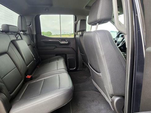 Used 2025 GMC Sierra 1500 SLT RWD image 21