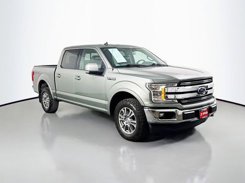 Used 2020 Ford F150 Lariat w/ Trailer Tow Package image 7